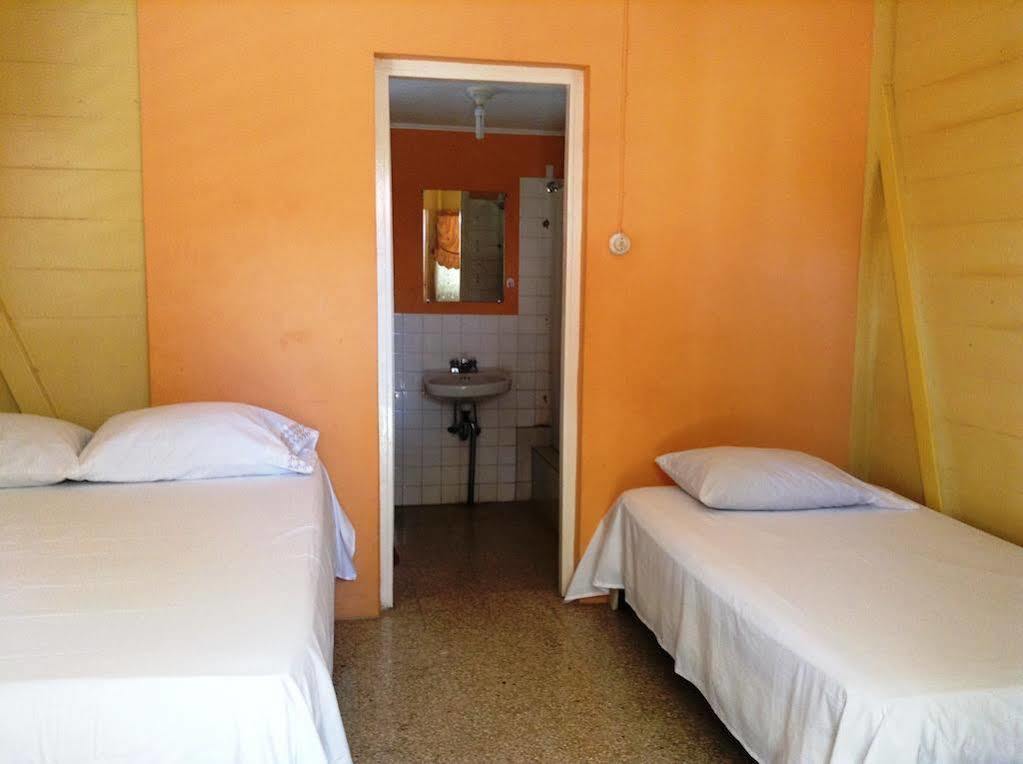 Roots Bamboo Beach Resort Negril Bagian luar foto